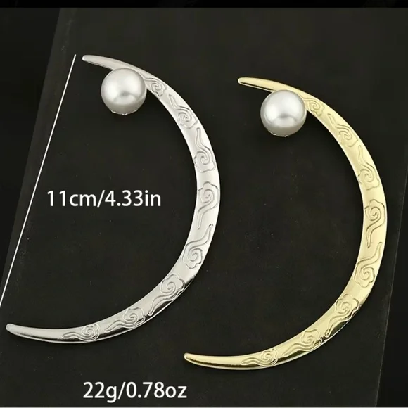 Elegant gold  Hairpin with Pearl Accent - Picture 2 of 3